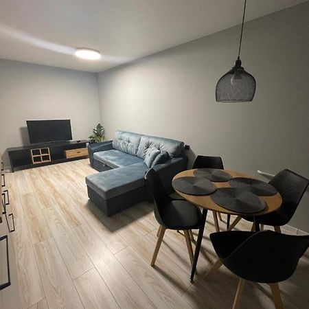 Mb Livinga Apartamentai Naftininku G Mažeikiai Exteriér fotografie